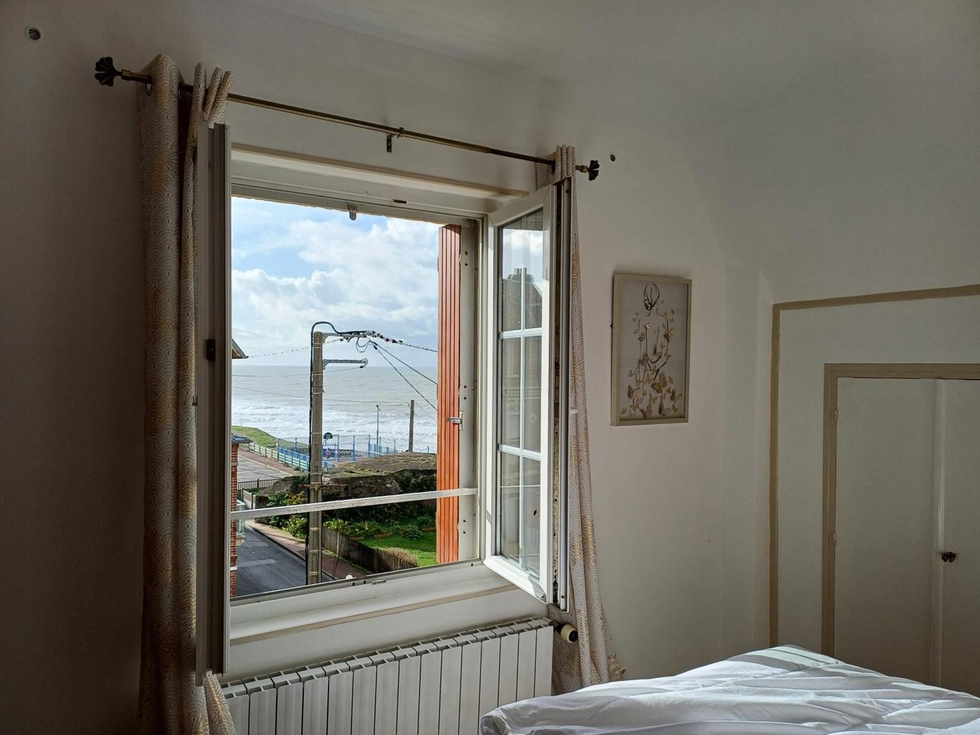 Au Gre Des Marees 2 Appartement Face A La Mer 2Eme Etage О Экстерьер фото
